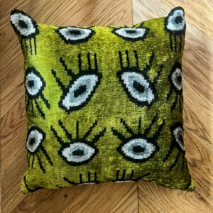 Ikat cushion velvet green print 40 x 40 cm